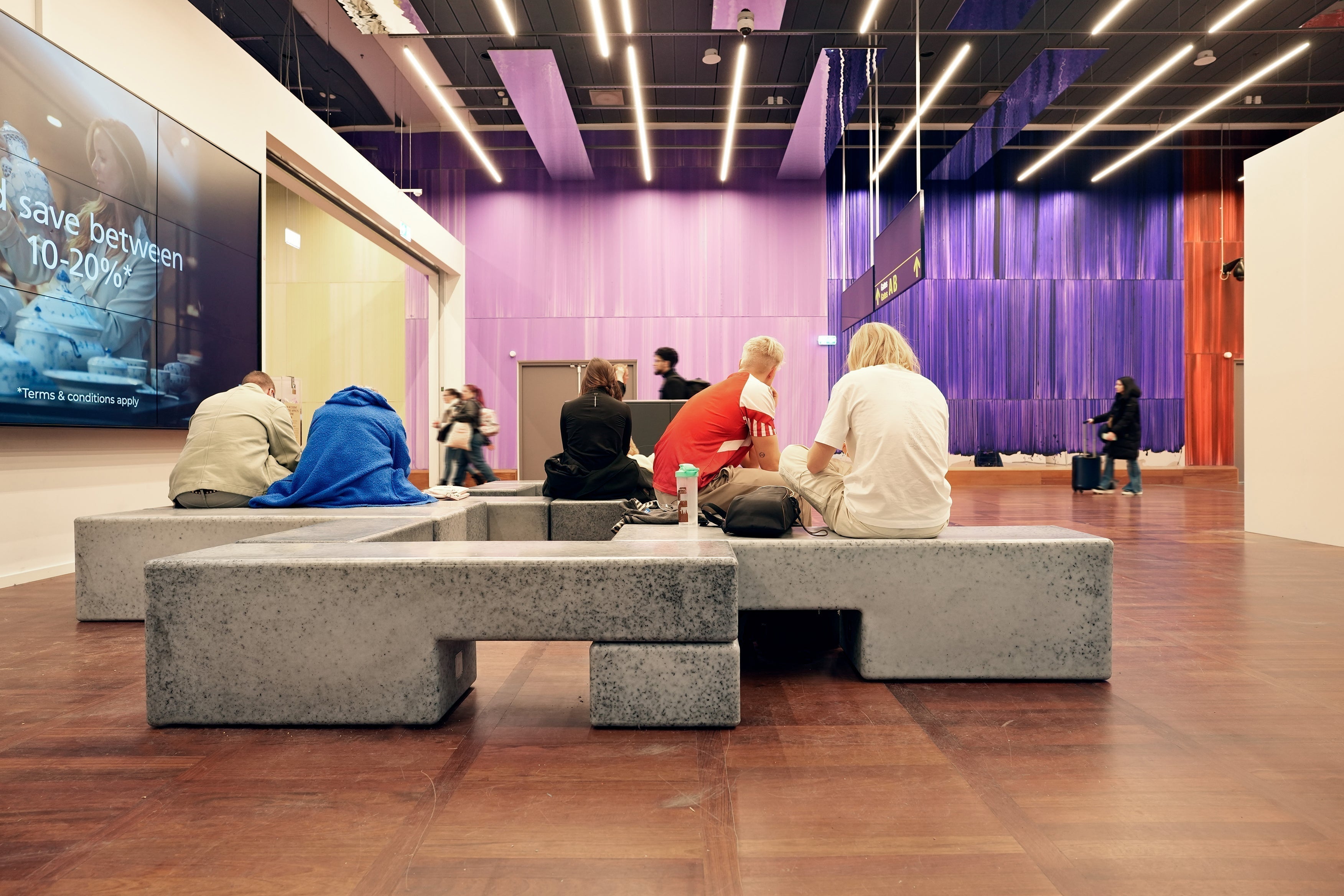 Havn Modular Seating at Copenhagen Airport | SMALLrevolution